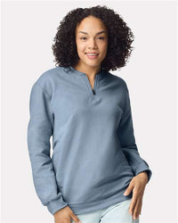 Softstyle® Midweight 1/4 Zip Sweatshirt